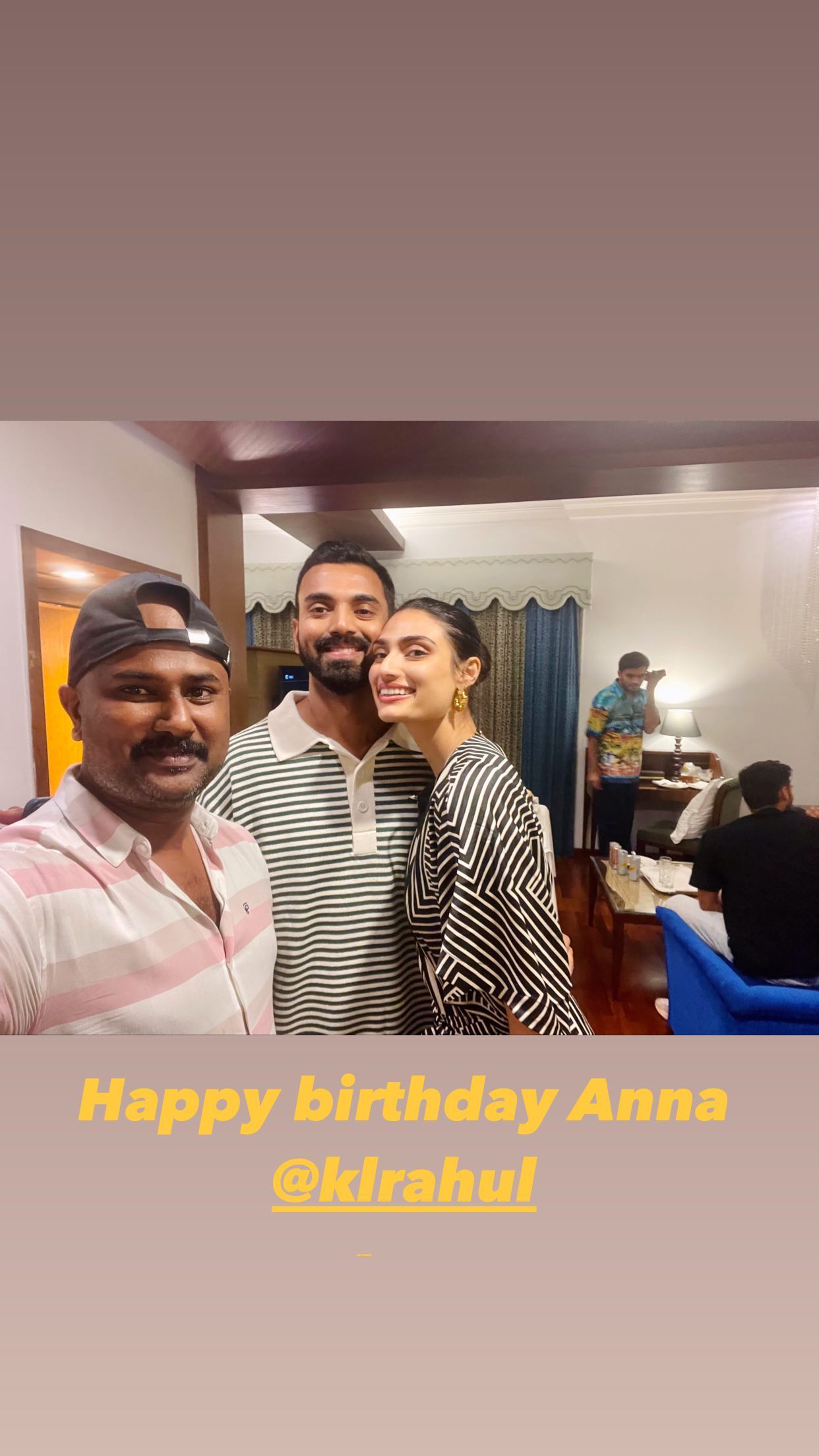 KL Rahul’s Low-Key Birthday Celebrations With Wife Athiya Shetty: Cake ...